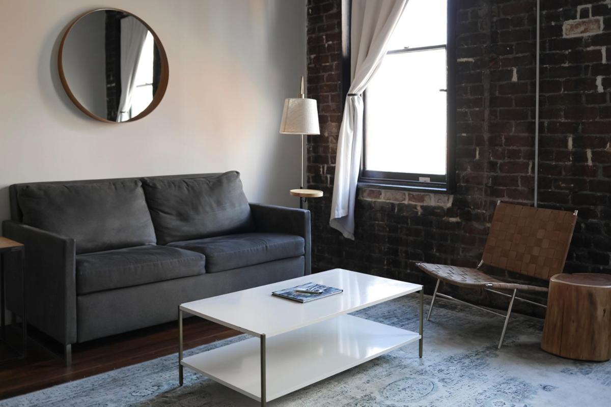 The Grant By Black Swan Savannah Room photo