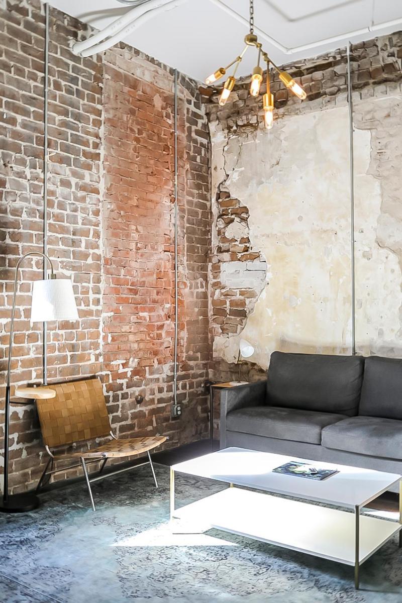 The Grant By Black Swan Savannah Room photo